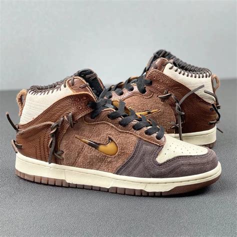 nike dunk fauna brown